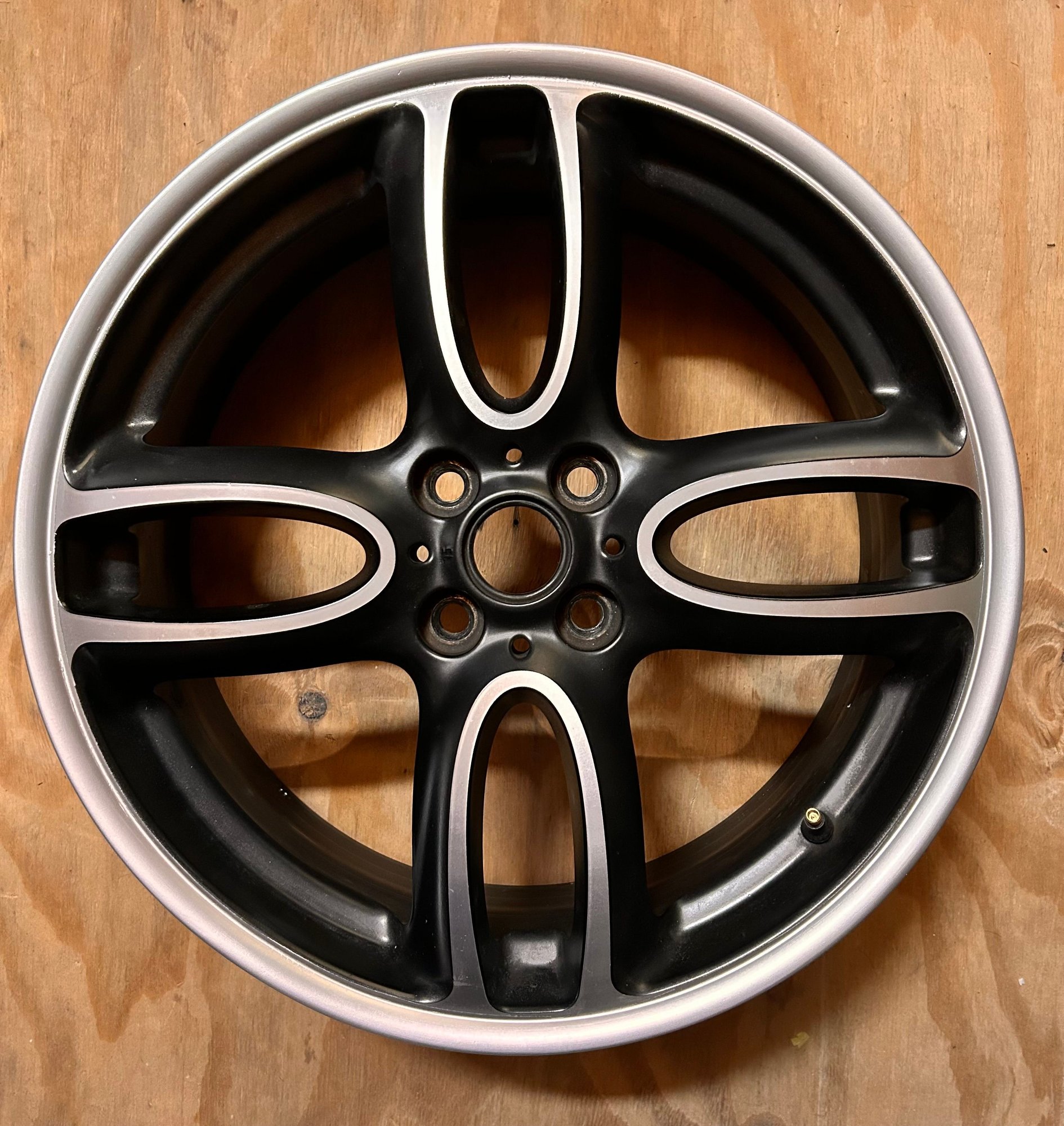 Wheels and Tires/Axles - GP1 Used Rim - Used - -1 to 2025  All Models - Bluffton, SC 29928, United States