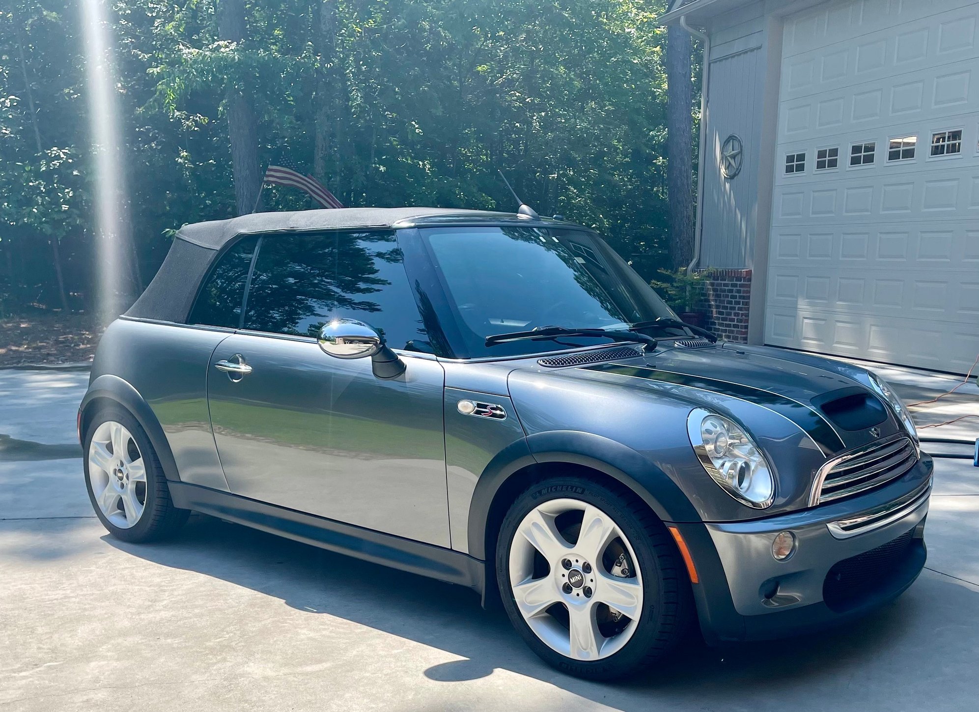 2007 Mini R52: "Mk I" Mini Convertible - 2007 Mini Cooper S - Used - VIN WMWRH33557TJ44951 - 4 cyl - 2WD - Manual - Convertible - Gray - Hickory, NC 28602, United States
