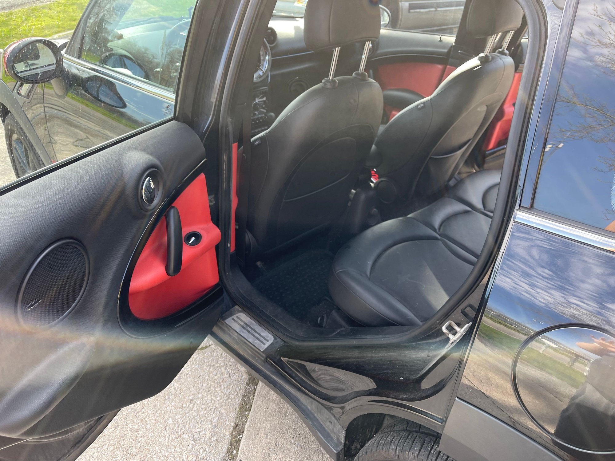 2012 Mini R60: Countryman - For Sale: 2012 Countryman S ALL4 *LOADED* - Used - VIN WMWZC5C53CWL58601 - 119,700 Miles - 4 cyl - AWD - Automatic - Hatchback - Black - Valparaiso, IN 46383, United States