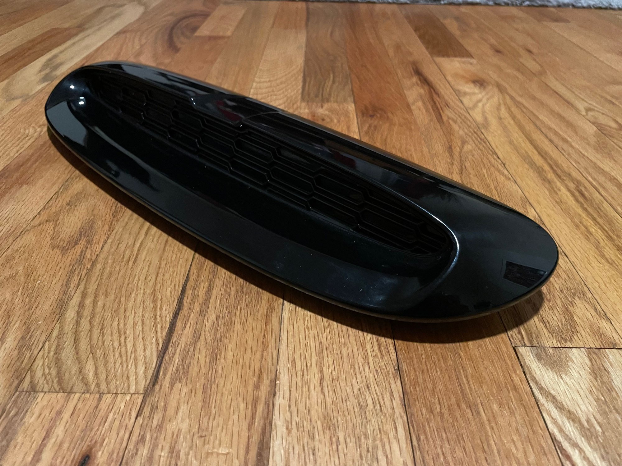 Exterior Body Parts - Killallchrome Bonnet / Hood scoop - Piano Black - New - 2014 to 2022 Mini F56: Mini Hatch/Hardtop - 2014 to 2022 Mini F55: 5-door Hatch - 2014 to 2022 Mini F54: Mini Clubman - 2014 to 2022 Mini Convertible - New York, NY 11217, United States