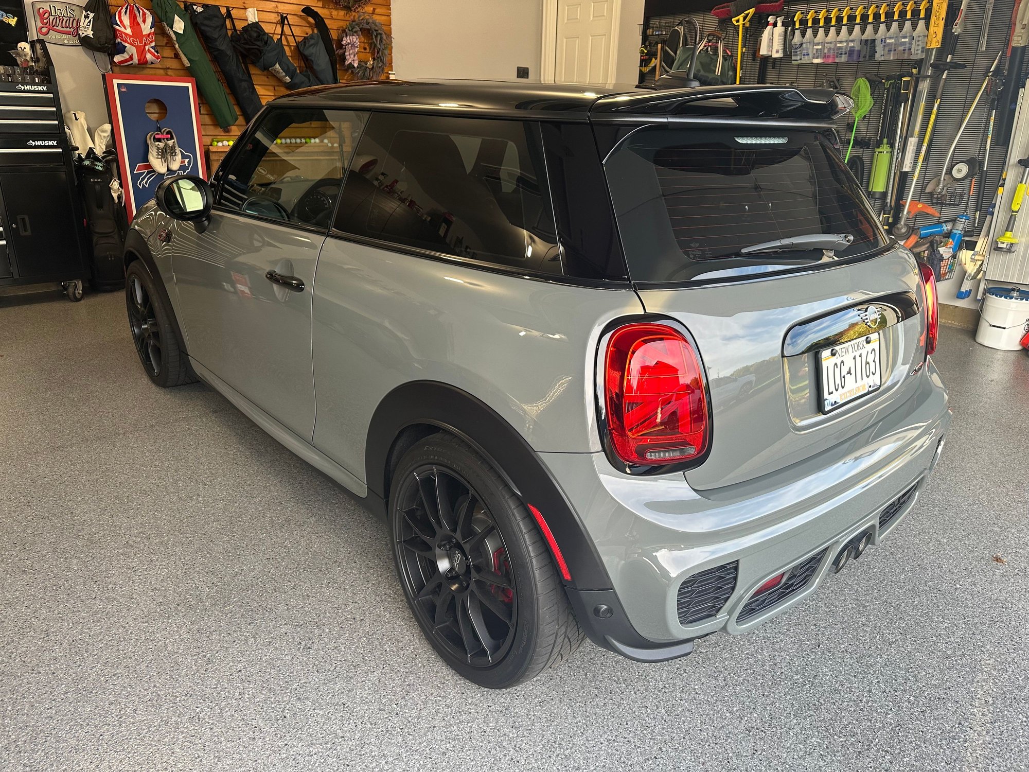 2019 Mini Hardtop - 2019 JCW 6 Speed - Used - VIN WMWXM9C53K2H81084 - 44,200 Miles - 4 cyl - 2WD - Manual - Hatchback - Gray - Buffalo, NY 14032, United States