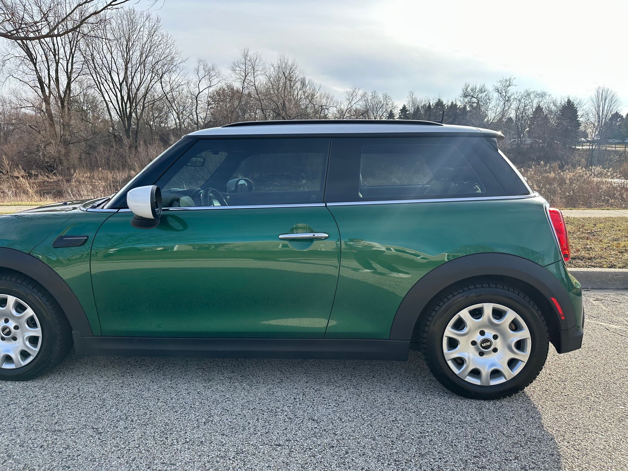 2024 Mini F56: Mini Hatch/Hardtop - 2024 Mini Cooper Hardtop 3-door 6spd - Green on Tan with Low Miles! - Used - VIN WMW33DH08R2U53099 - 12,900 Miles - 3 cyl - 2WD - Manual - Hatchback - Other - Madison, WI 53705, United States
