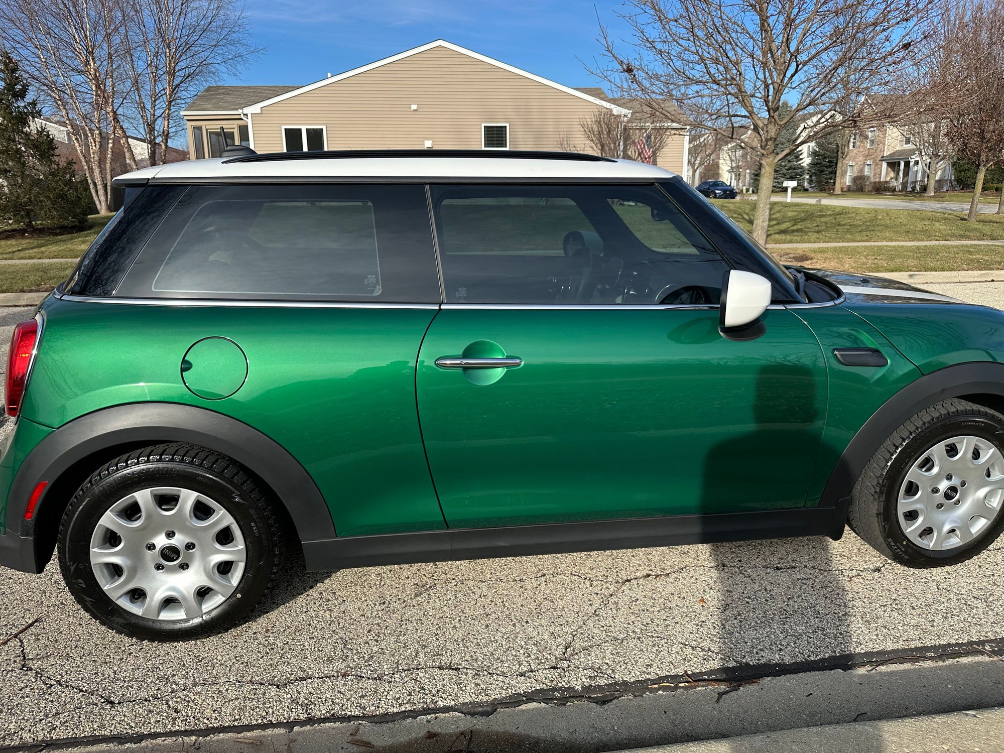 2024 Mini F56: Mini Hatch/Hardtop - 2024 Mini Cooper Hardtop 3-door 6spd - Green on Tan with Low Miles! - Used - VIN WMW33DH08R2U53099 - 12,900 Miles - 3 cyl - 2WD - Manual - Hatchback - Other - Madison, WI 53705, United States