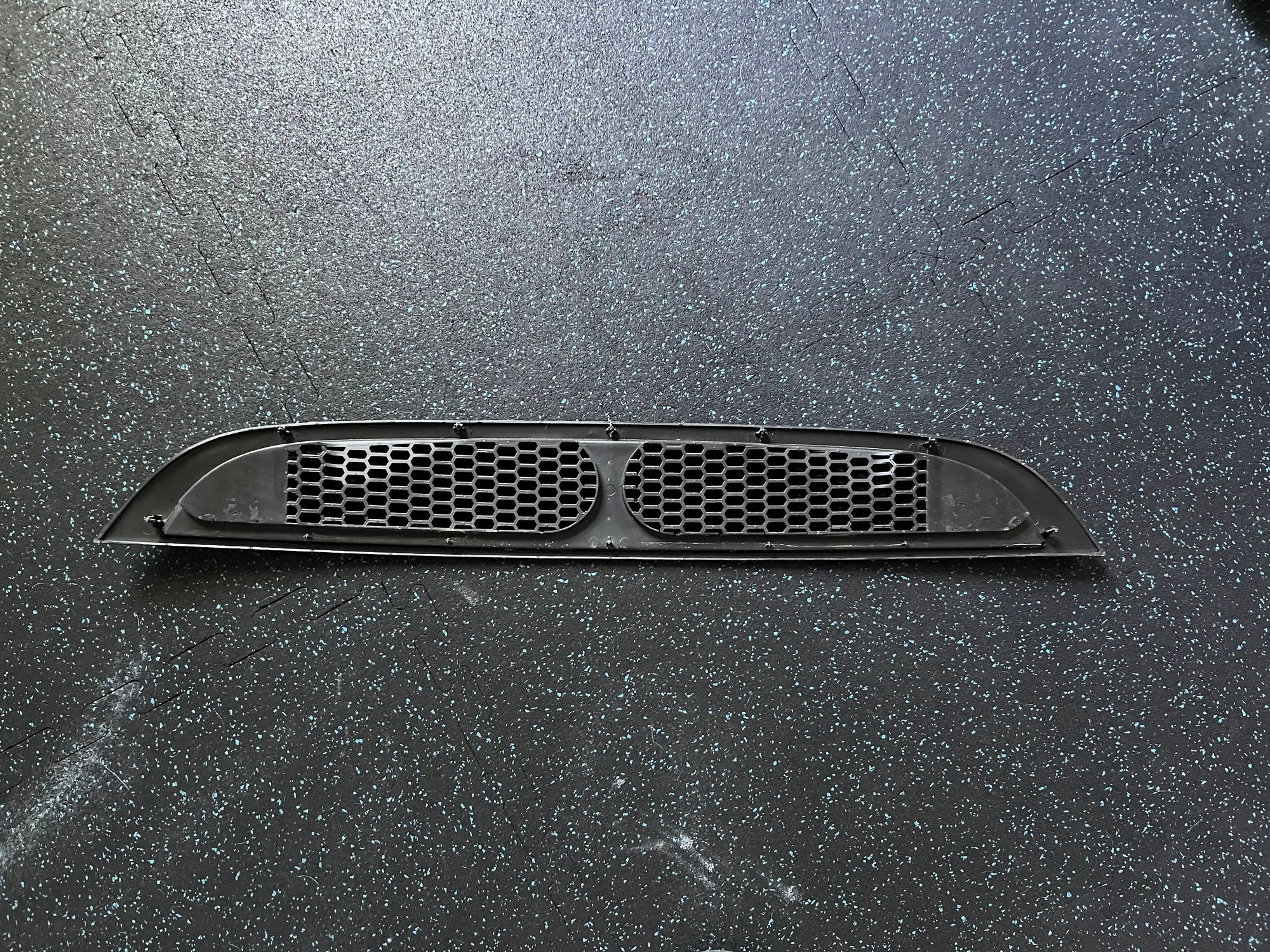 Exterior Body Parts - JCW Repro Aero Upper Grill - Used - 2002 to 2008 Mini R53: "Mk I" Mini Cooper S - Atlanta, GA 30317, United States