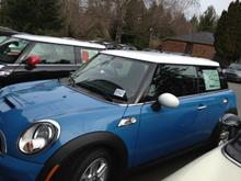 New Mini arrives at dealer.