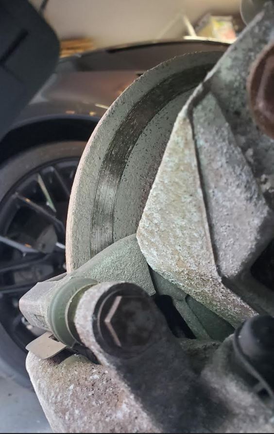 R57 Uneven rear brake wear North American Motoring