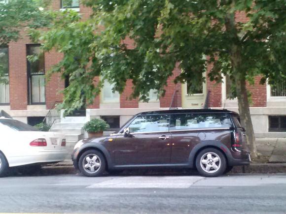 the perfect city car.  look, can fit into any space with space left over!  nice to be home...