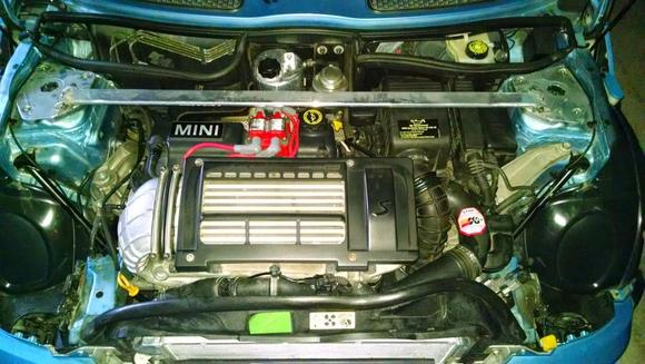 Mishimoto radiator, Forge strut bar, ps fluid reservoir, coolant expansion tank, MSD coil pack &amp; wires, NGK plugs, and K&amp;N panel filter