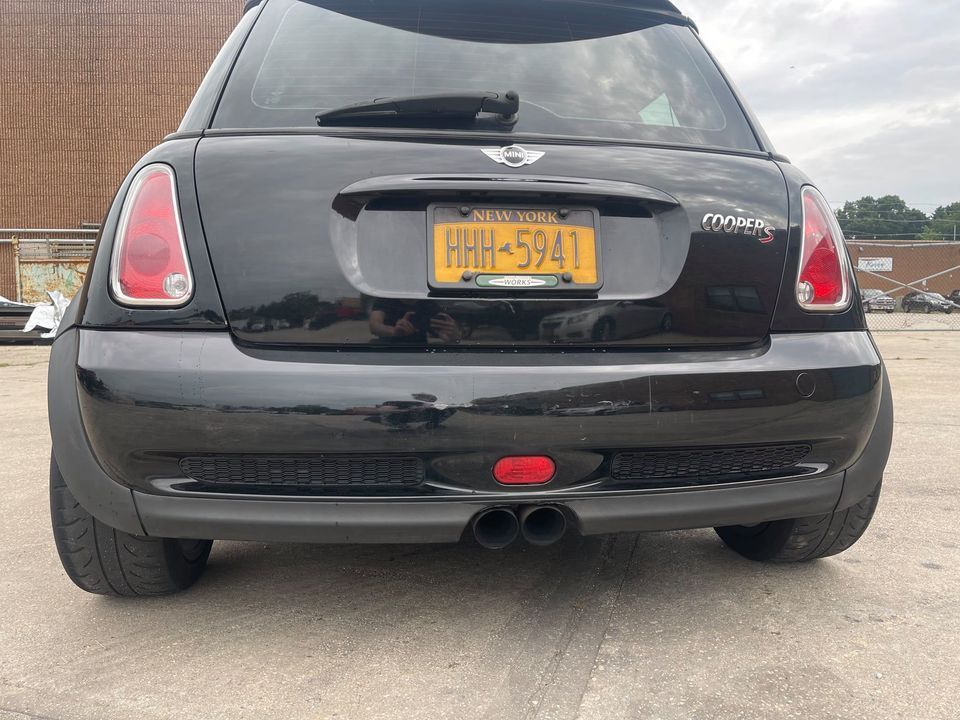 2005 Mini R53: "Mk I" Mini Cooper S - 2005 Mini Cooper S 6spd, heavily modified and extensively maintained. - Used - VIN WMWRE33435TD94429 - 130,002 Miles - 4 cyl - 2WD - Manual - Hatchback - Black - Queens, NY 11379, United States