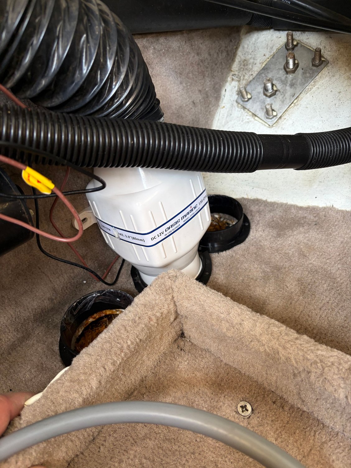 Blower sucking from the lower plenum area.  Should one of these ports be used to loop down to the bilge and the other be plugged or left passive?