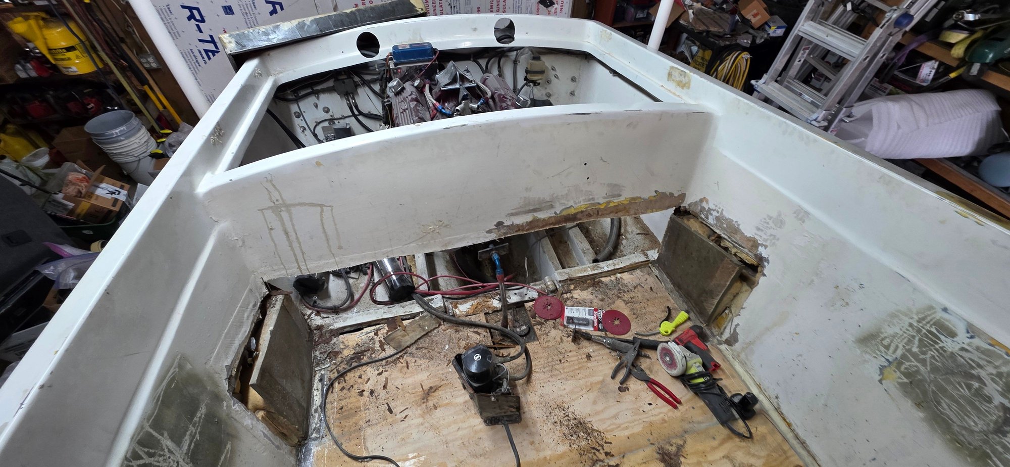 Rear wall was also not in good shape.. saws-all at it again