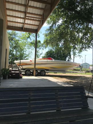 Sits on triple axle aluminum trailer 