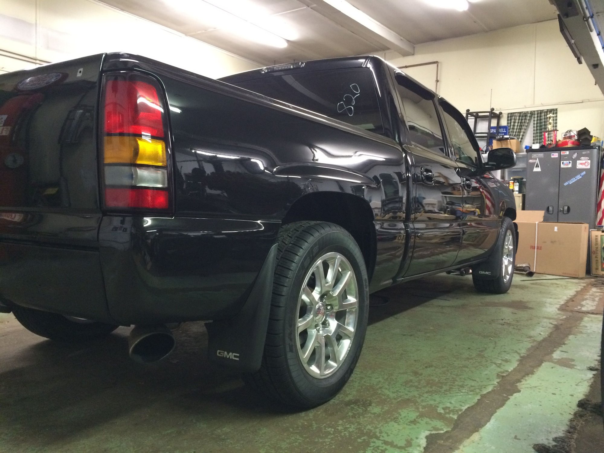 Chevrolet tahoe k2xx