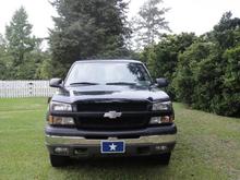 2004 Chevrolet Silverado CCSB Z71 4wd
Grille painted to match
Billet Bow-Tie