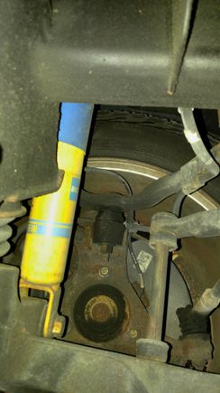 2005 GMC Sierra 1500 VHO 6.0L, I think this is the left front wheel