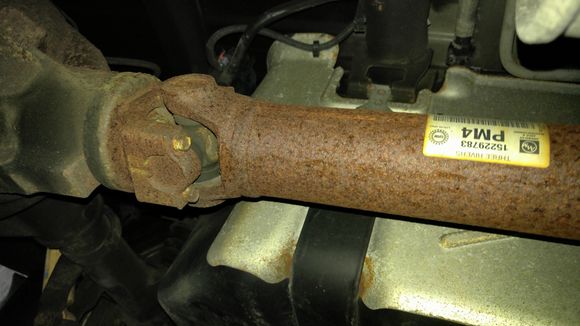 2005 GMC Sierra 1500 VHO 6.0L, I think this is the Drive Shaft