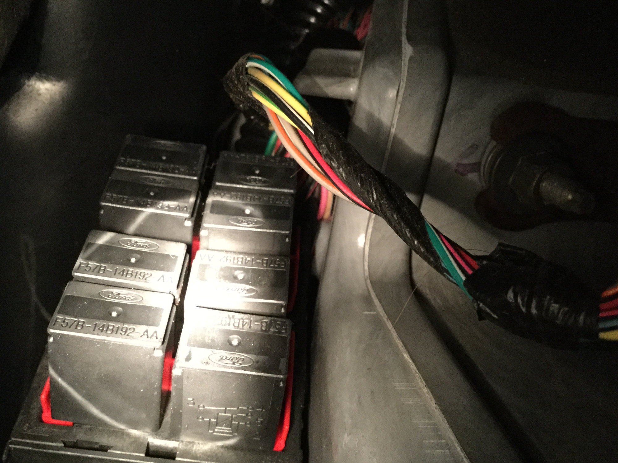 Where Is The Battery Saver Relay Located On A Ford Ranger Xlt My XXX