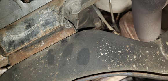 1L54 transmission mount