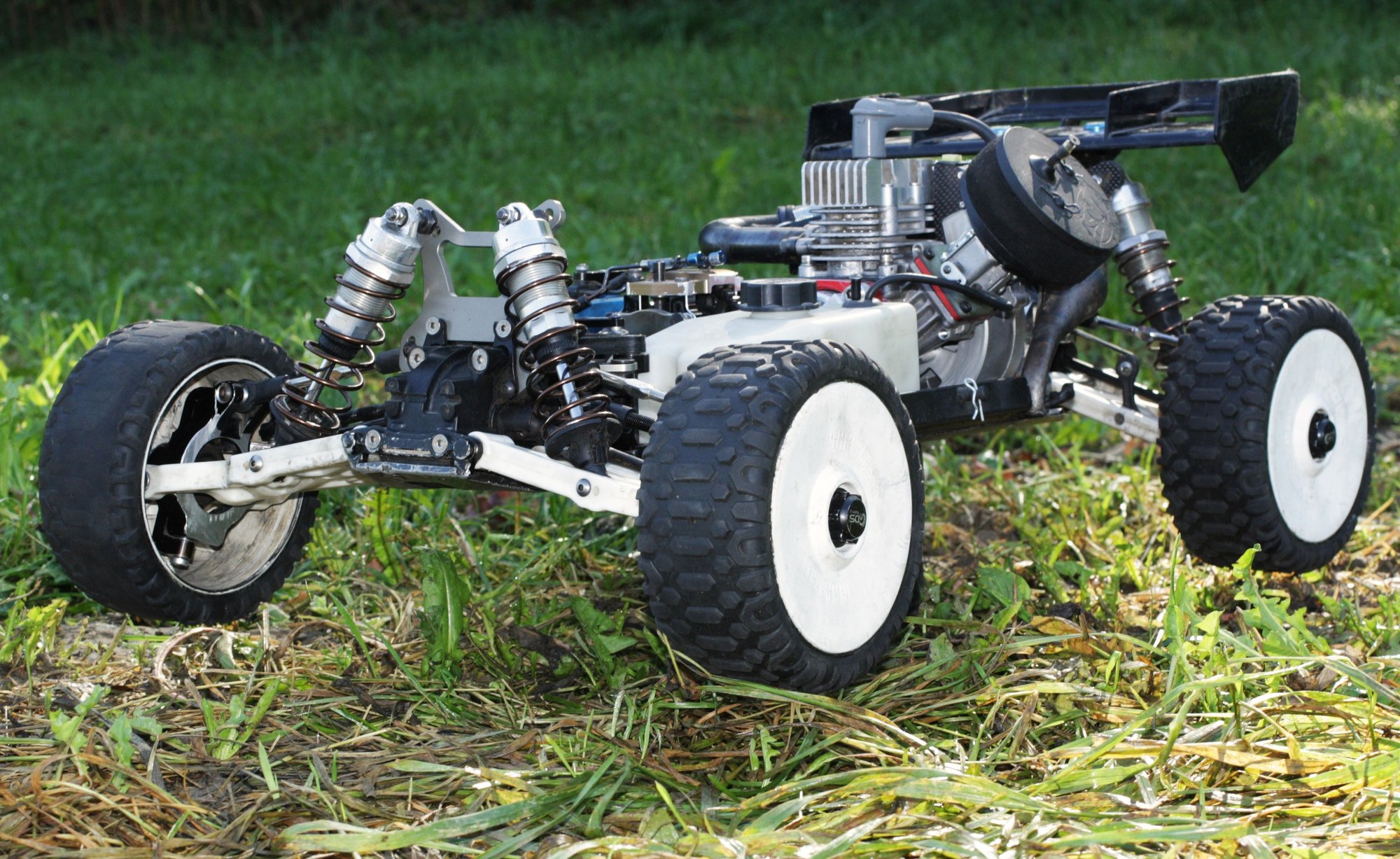 losi 5ive b conversion - jumping video - Page 2 - R/C Tech Forums