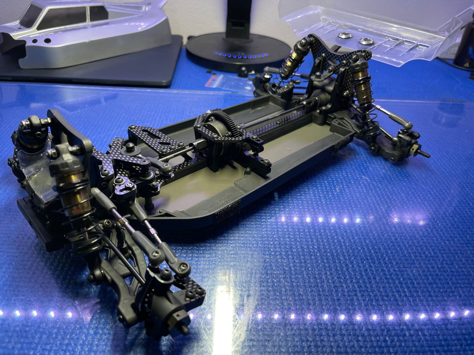 Yokomo YZ4SF2, roller, options, bodies, tires R/C Tech Forums