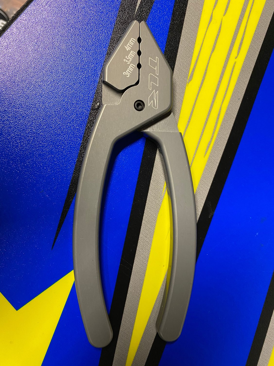 TLR shock pliers R/C Tech Forums