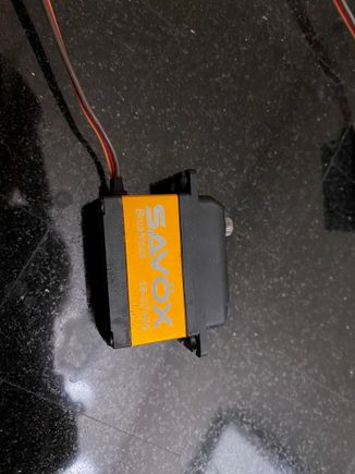 Servo 2