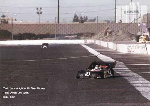 Pitshop Raceway, Tom Douglas (mas), backstraight, 1982