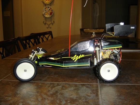 RC10 Graphite Team Car
ebay find