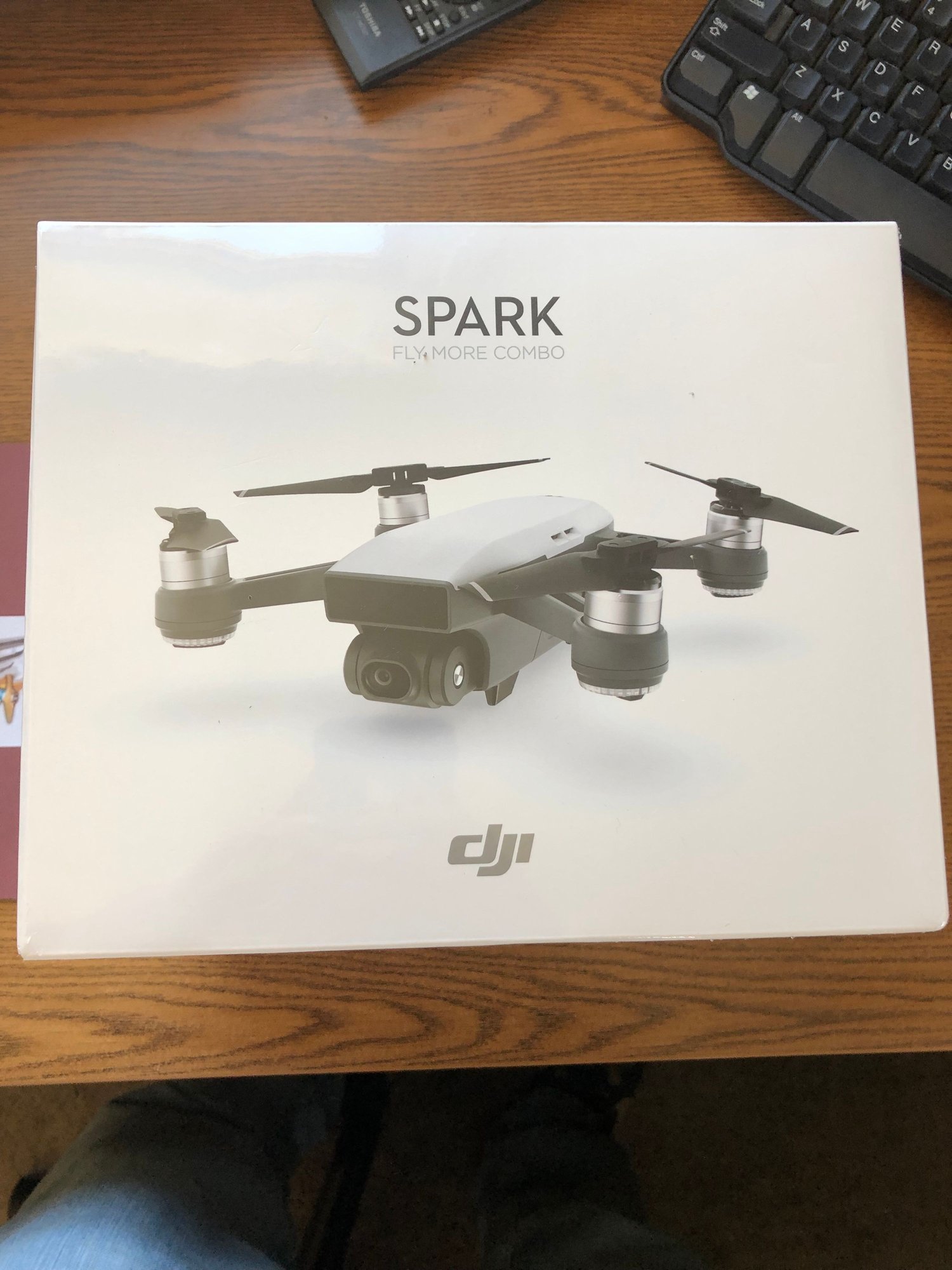 DJI SPARK Fly-more COMBO ( Alpine white) NIB sealed - RCU Forums