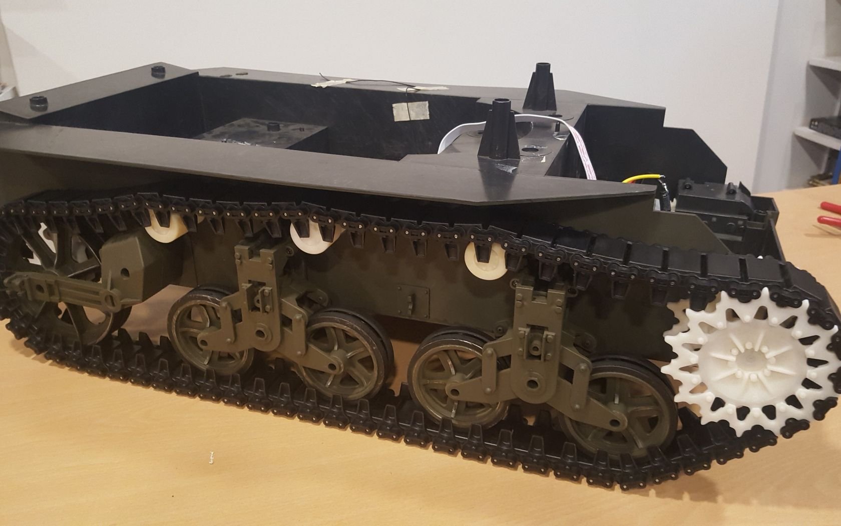 NEW Injection Molded Tracks 1/6 Scale M5 Stuart Tank (21st Century ...