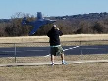 Another right wing down, but correcting.