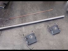 Manufacture and pre-installation of inclined plate fixing parts