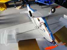 Landing gear too close to the CofG.