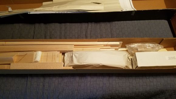 I don't want to unpack the kit because I probably can't get it back in the box! Kit is NIB.