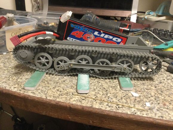 Wheel are working for suspension travel