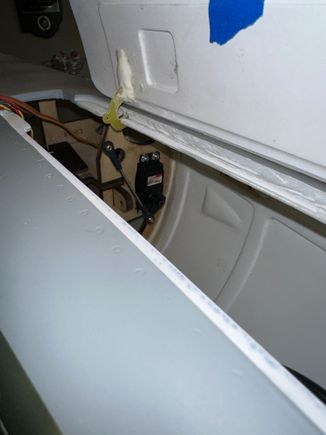 Nose gear door servo mounted.
