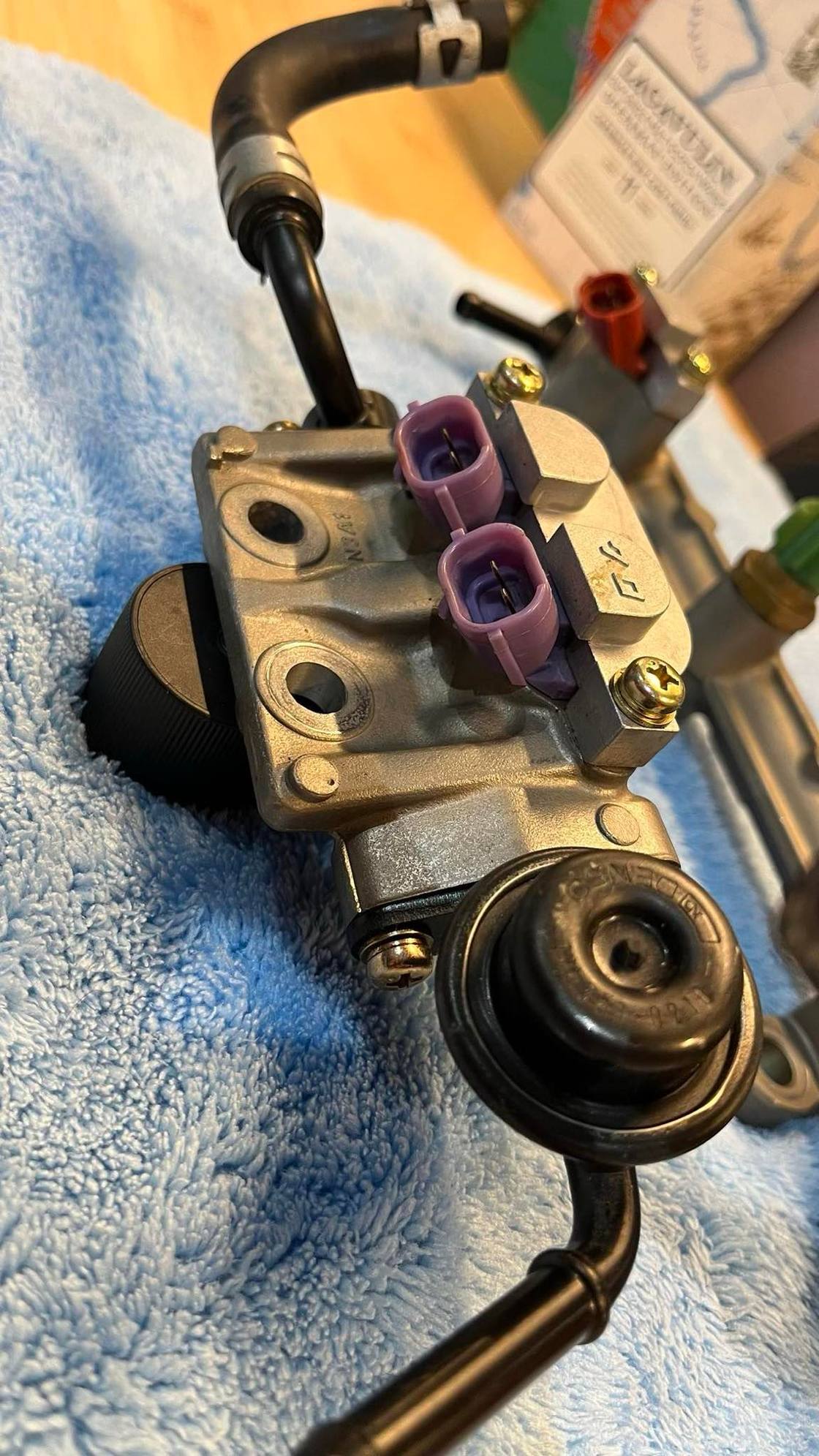 Engine - Intake/Fuel - Super low mile FD Fuel injector & rail assembly with 550cc & 850cc injectors complete - Used - 0  All Models - Morristown, NJ 07960, United States