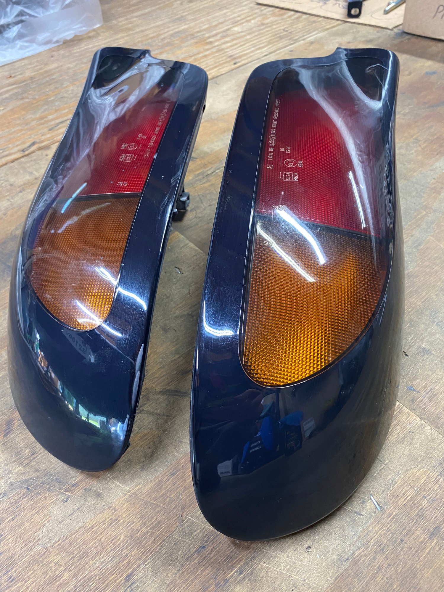 Exterior Body Parts - FD RX-7 Taillights Excellent Condition!!! With Bonus! 99 Spec Kit! - Used - 1992 to 2002 Mazda RX-7 - Prince Frederick, MD 20678, United States