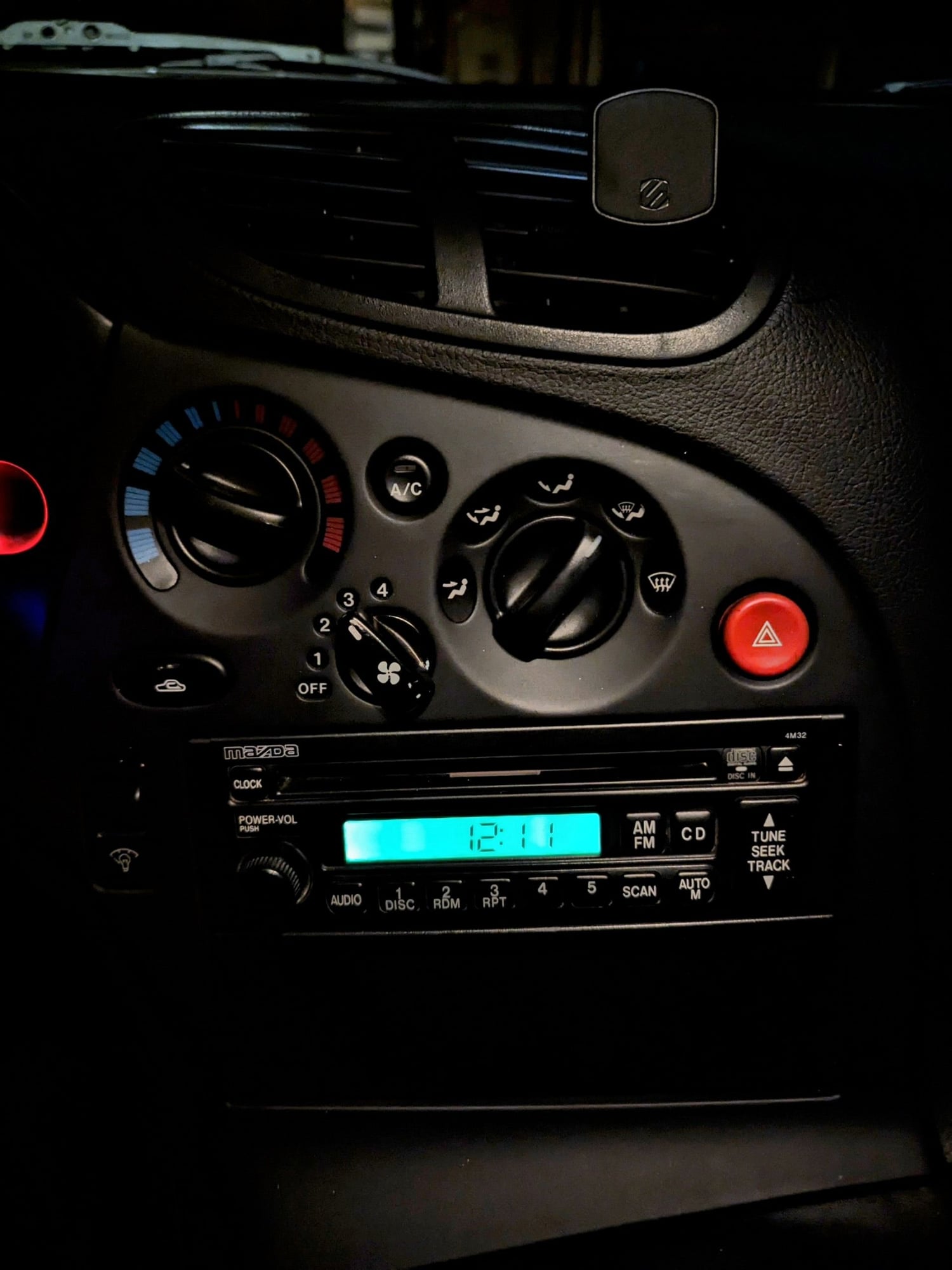 Interior/Upholstery - WTT 94+ center radio trim for 93 trim - Used - Plattsburgh, NY 12901, United States