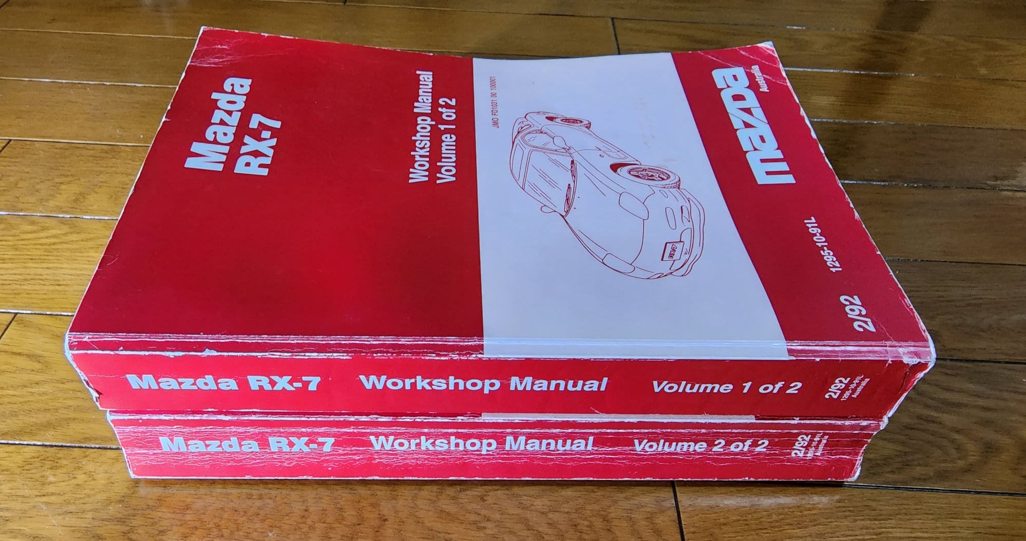 Accessories - Super Rare Australian RHD English Workshop Manuals - Used - 1992 to 1997 Mazda RX-7 - Okinawa City, Japan