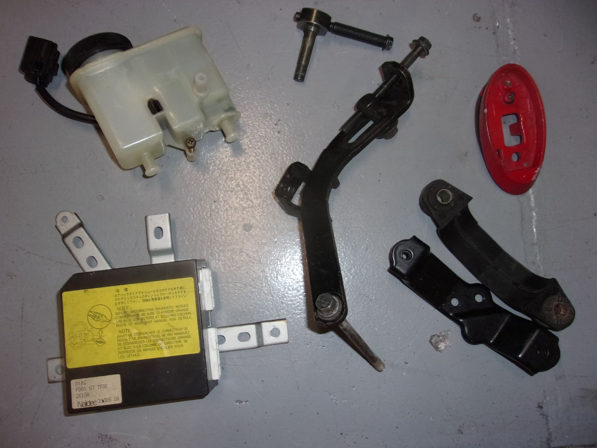 Miscellaneous - Hard-To-Find Parts #18 - Used - 1993 to 1995 Mazda RX-7 - Murfreesboro, TN 37130, United States
