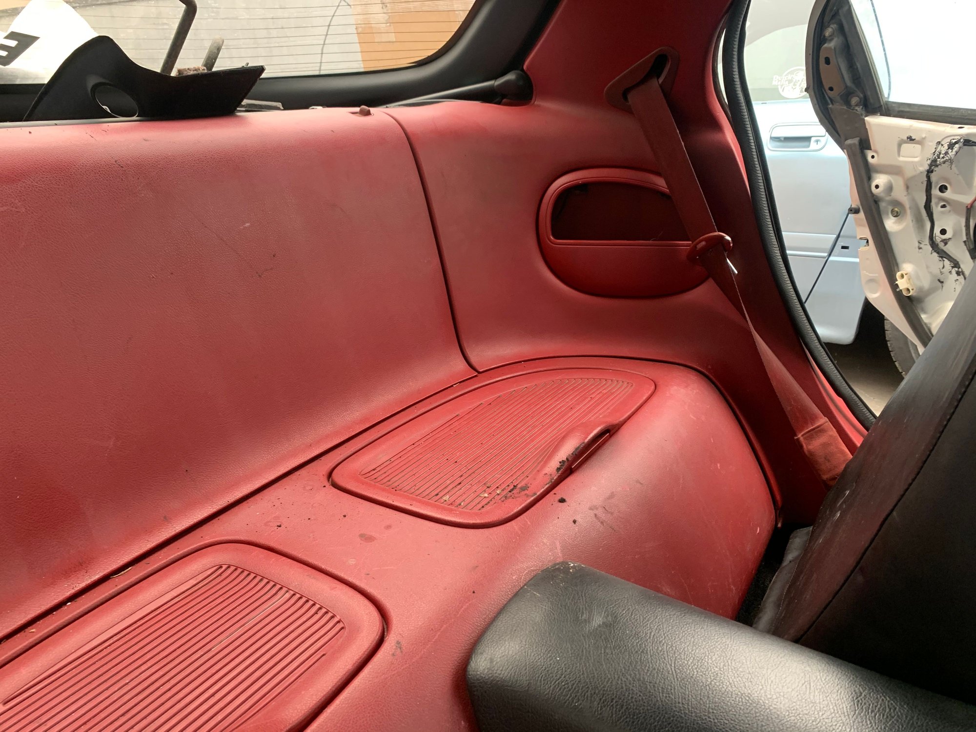 Interior/Upholstery - WTT or WTS Red interior pieces for black - Used - 1993 to 2002 Mazda RX-7 - La, CA 91406, United States