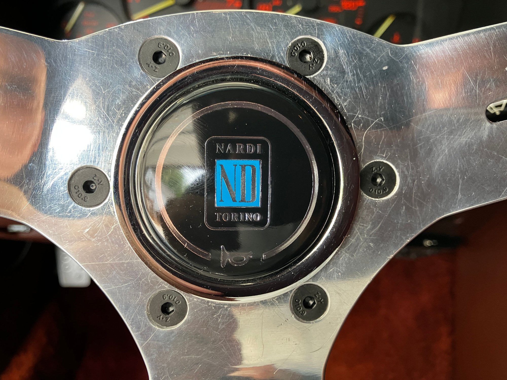When I put the Nardi steering wheel back on the other day I didnt really notice how tired and worn the twenty-five year old screws were.  But I noticed today and I replaced them