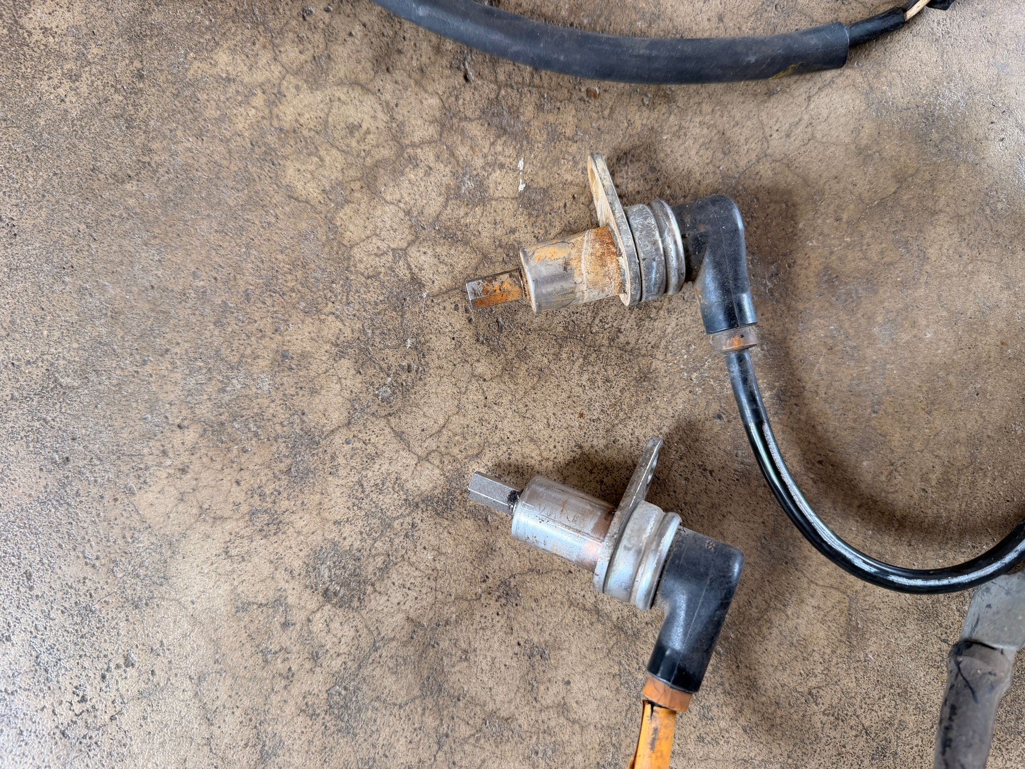 Brakes - Front ABS sensors - Used - 1992 to 2002 Mazda RX-7 - North Canton, OH 44720, United States