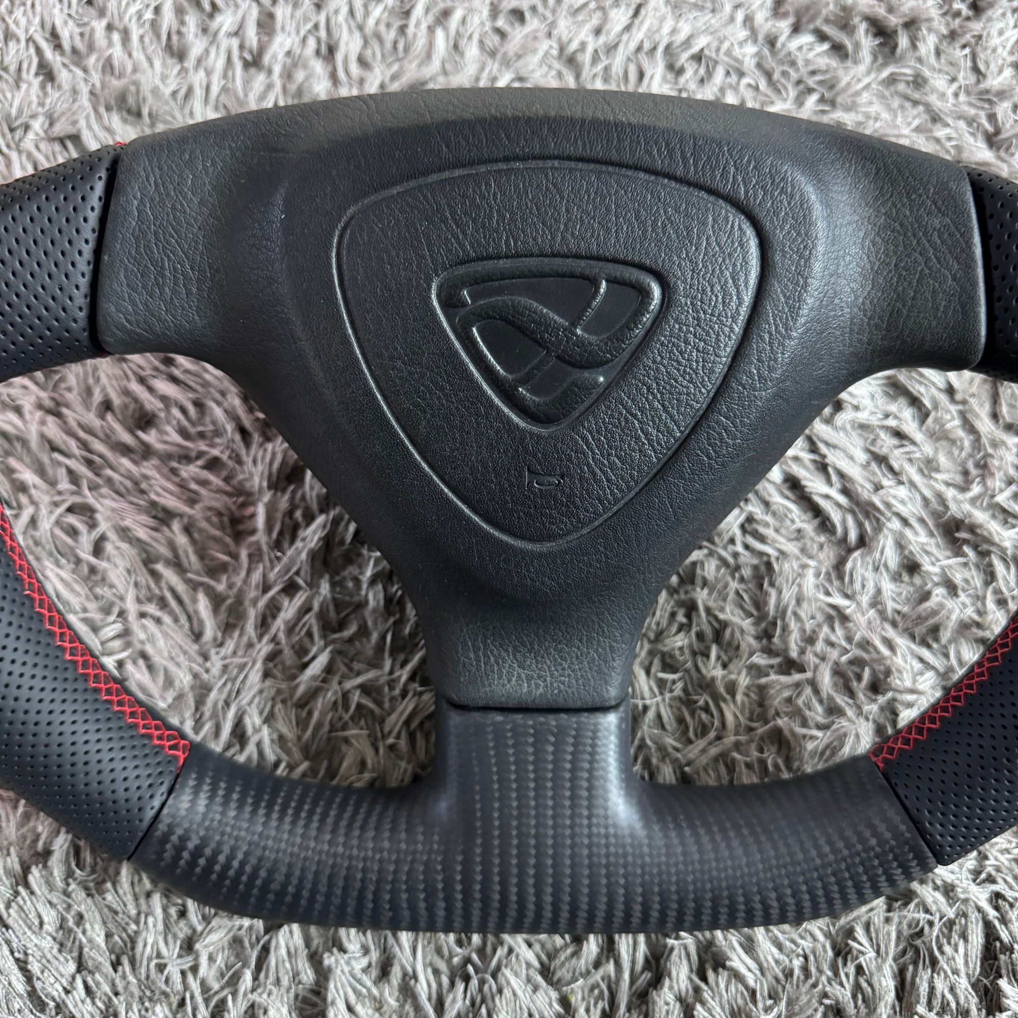 Interior/Upholstery - Efini Steering Wheel - Carbon / Leather / Red Stitch - Used - 1992 to 2002 Mazda RX-7 - Birmingham, MI 48323, United States