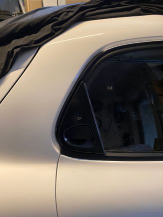 Door handles finally installed . Everything works again 