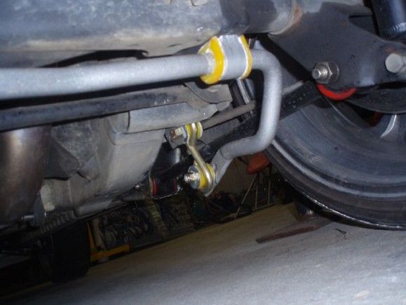 Whiteline Rear Swaybar and Nolethane bushes