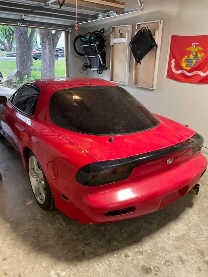 1993 Mazda RX-7 - Salvage - Roller - Complete Black Interior - HKS Coilovers & Exhaust - Used - VIN jm1fd3319p020055 - 88,517 Miles - Other - 2WD - Automatic - Coupe - Red - Fort Worth, TX 76111, United States