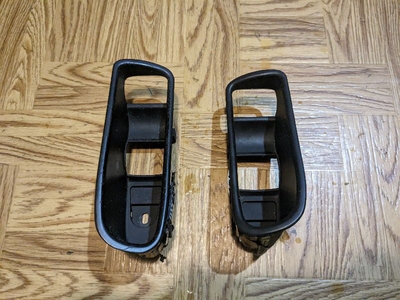 Interior/Upholstery - 93-95 FD LHD OEM Door Cup Set FD01-68-DDXE-00 FD01-68-DDYE-00 USED - Used - 1993 to 1995 Mazda RX-7 - Arden, NC 28704, United States