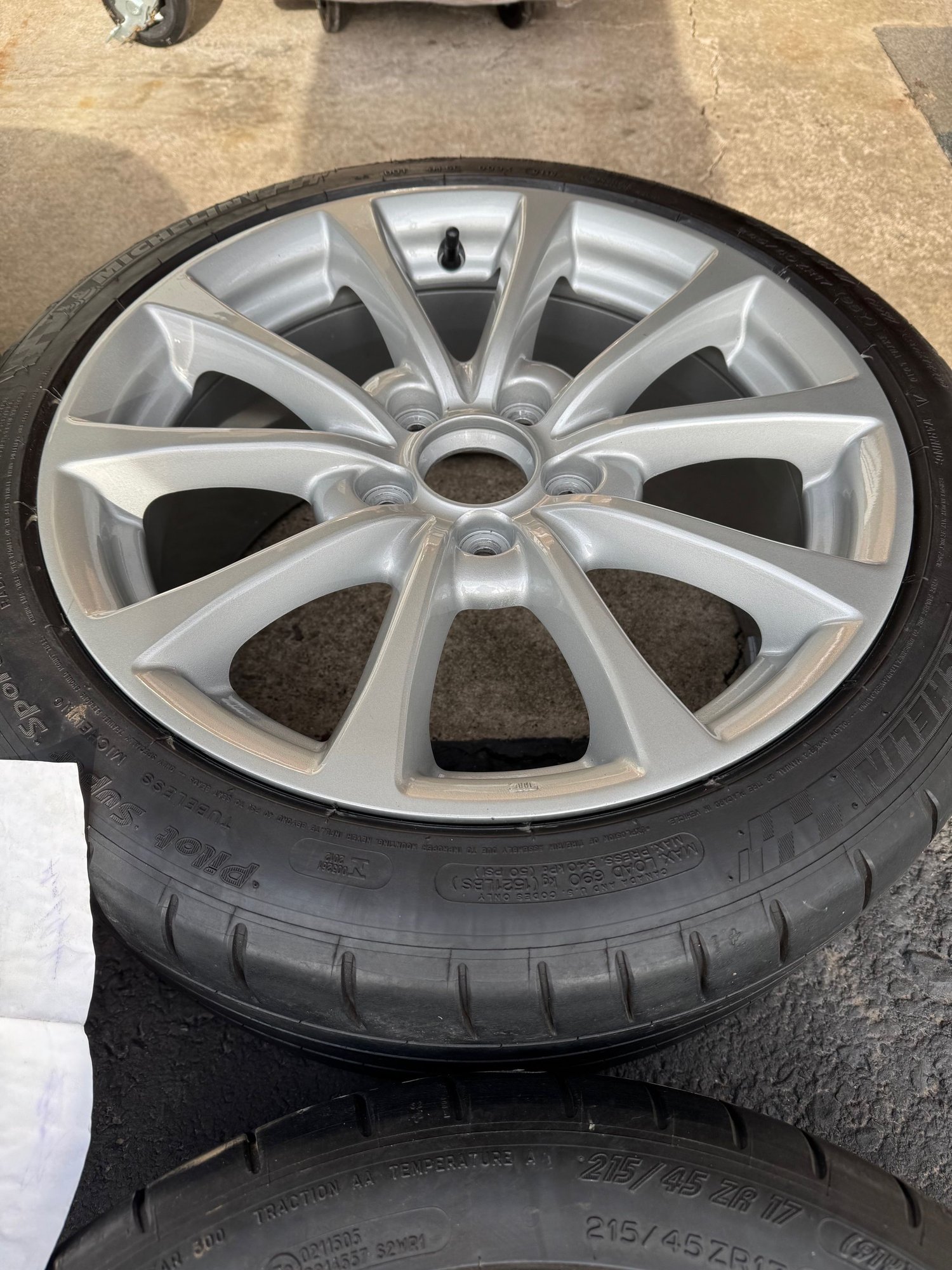 Wheels and Tires/Axles - AP2V2 WHEELS/tires - Used - All Years  All Models - Doylestown, PA 18901, United States